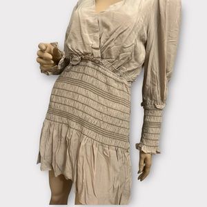 Mustard‎ Seed Form Fitting Flounce Beige Dress Medium